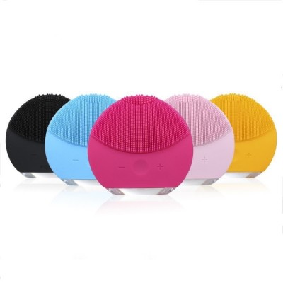 Best Selling Skin Care Products Wireless Rechargeable IPX7 Grade Waterproof Silicone Face Brush